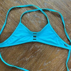 Jolyn XS Hawaiian blue vent bikini top.